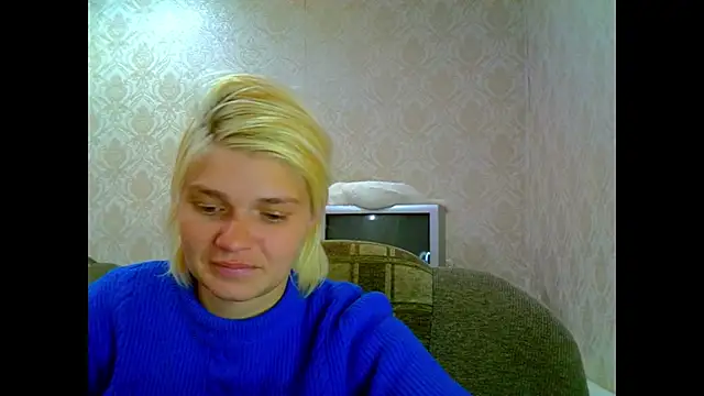 SaraSnow  online show from November 20, 5:58 pm