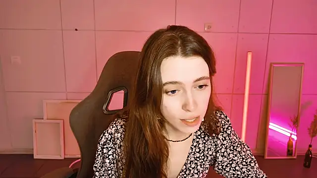 Yoka paradoXXX online show from December 22, 1:36 pm