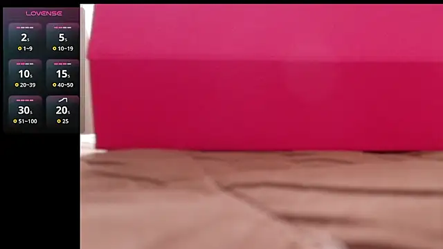 LunaLuxe1 online show from February 3, 11:59 am