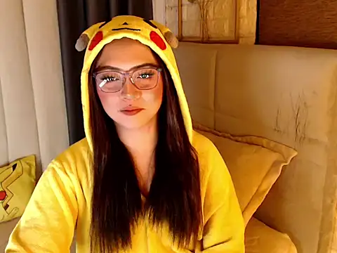 yourdevilsweettsx online show from April 5, 3:22 pm