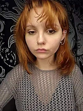 AlisHanson online show from September 25, 5:01 pm