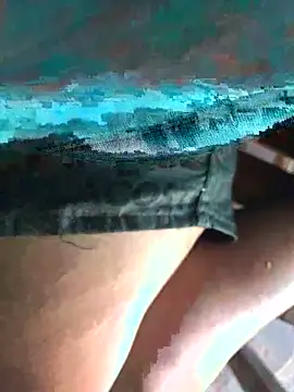 luzmelzinha online show from October 16, 1:58 pm