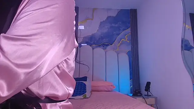 abbyrouss  online show from May 30, 3:26 am