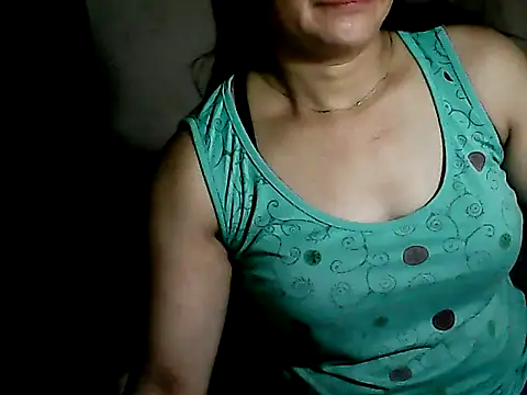 yoursPinayMama1682 online show from September 23, 10:41 pm