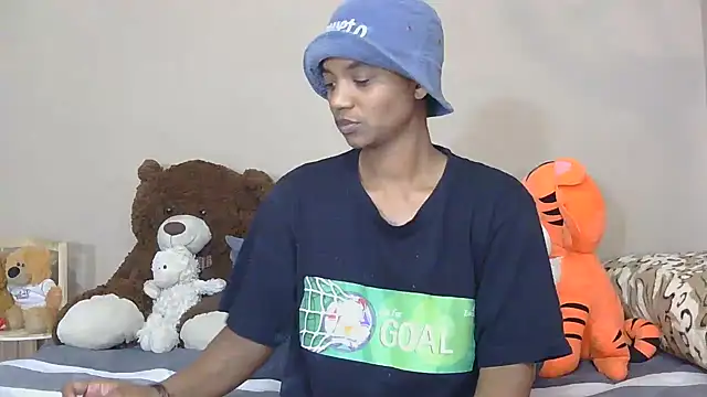 JANIELEE online show from September 22, 8:40 pm