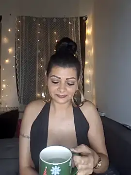 Pillango1212 online show from January 31, 7:11 pm