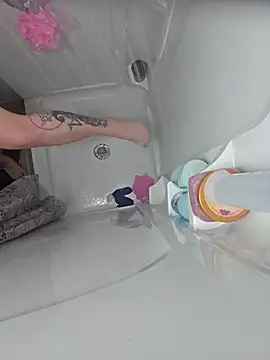 BabygurlJay online show from February 19, 12:43 am