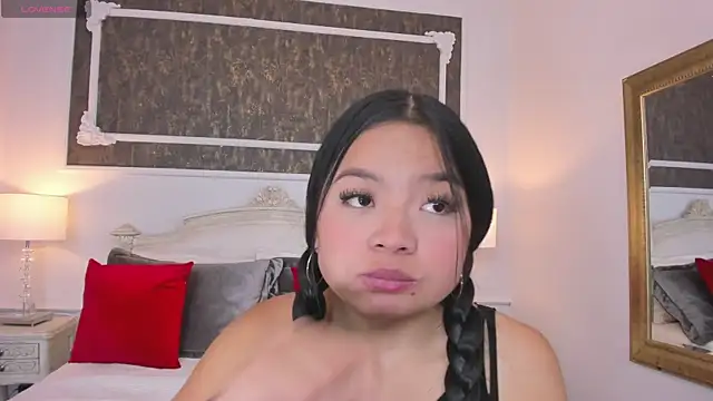 SharonBonet online show from October 16, 11:57 am