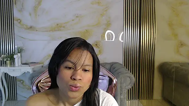 catalina5 s online show from February 5, 1:14 pm