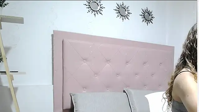 Dulce  Lovee online show from October 13, 10:45 pm