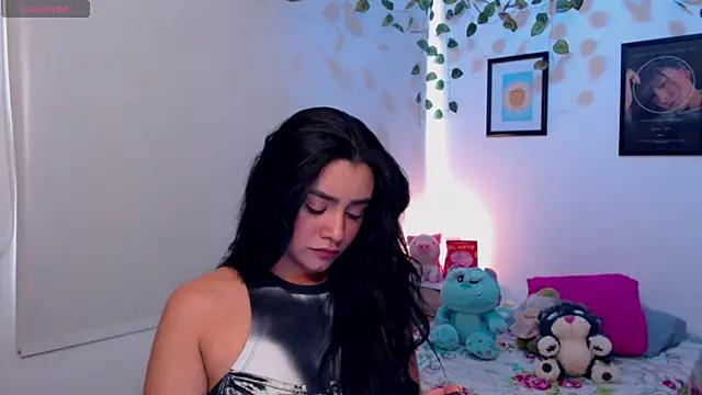 MarilynWhite  online show from October 14, 5:59 pm