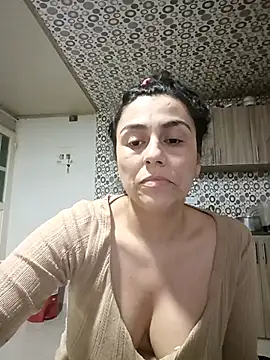 vanessa-titisM online show from March 5, 3:35 am