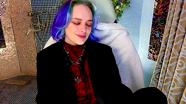 Eniferi online show from December 14, 9:09 pm