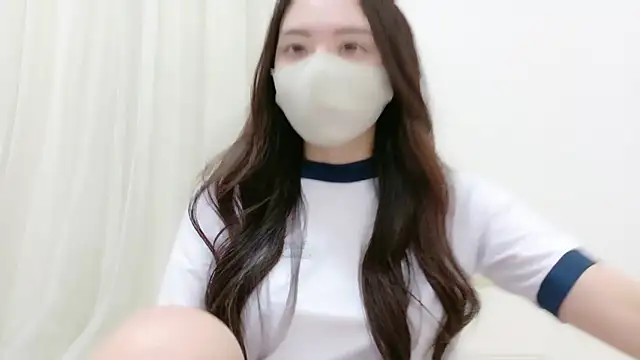  Mia land  online show from October 27, 1:06 pm