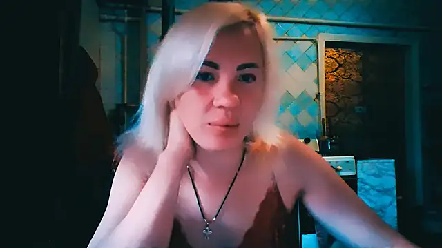 EmmaCat  online show from May 30, 4:43 am