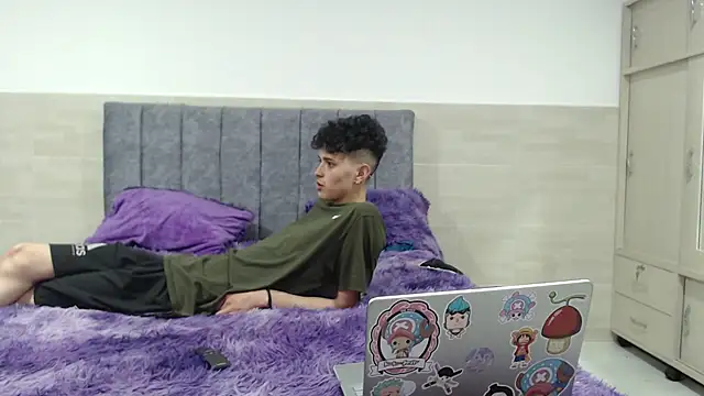  ruby red online show from November 14, 3:17 am