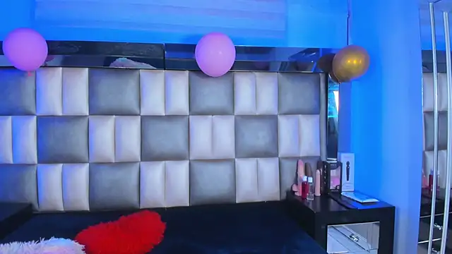 abbiecollins js online show from November 22, 4:59 am