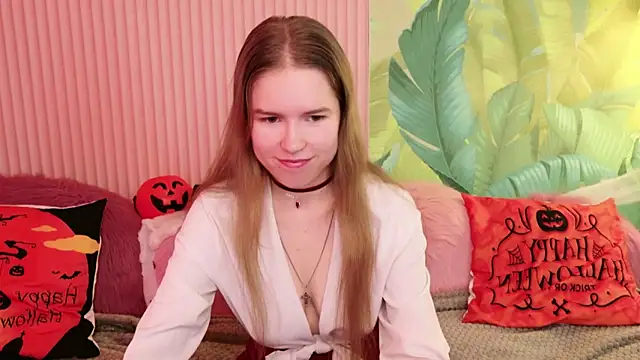 Alida Brice online show from October 31, 6:04 am