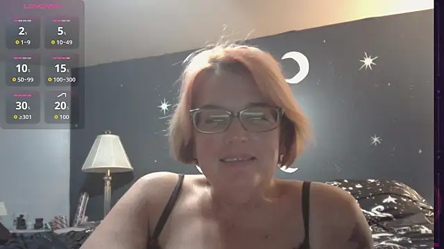 ReneeReigns online show from September 14, 2:31 am