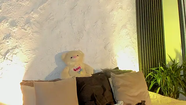 joselin rouse online show from November 13, 12:04 pm