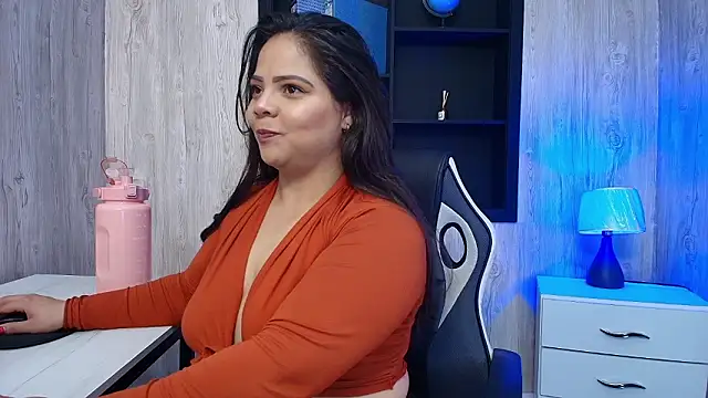 ROUSE SINCLAIR online show from February 2, 8:08 pm