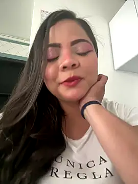 ROUSE SINCLAIR online show from September 24, 7:35 pm