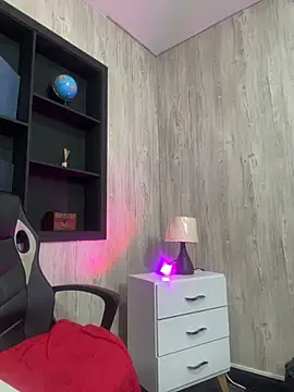 ROUSE SINCLAIR online show from February 11, 10:11 pm