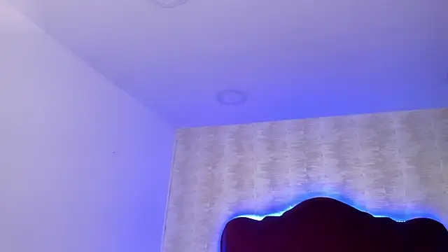 LaylaaDoll online show from November 13, 5:45 pm