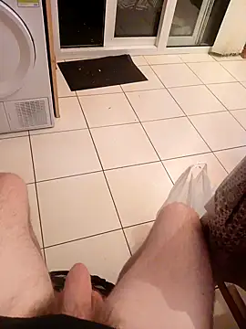 Mags1061 online show from October 18, 1:41 am