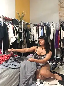 estradiolist online show from October 18, 3:04 pm