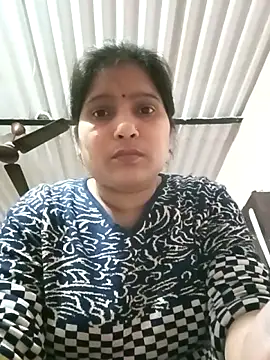 aliya-jaan71 online show from February 8, 5:49 pm