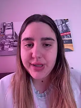 marouska official online show from April 24, 1:47 pm