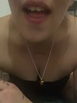 anonyme hot47 online show from April 16, 8:08 pm