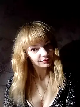 AliceSwan1122 online show from October 13, 8:44 pm