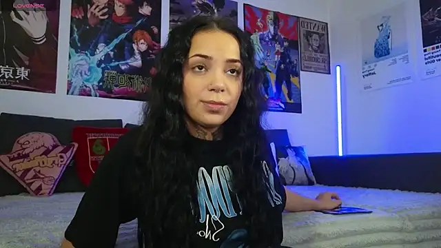 KiraQuinn1 online show from October 6, 3:29 pm