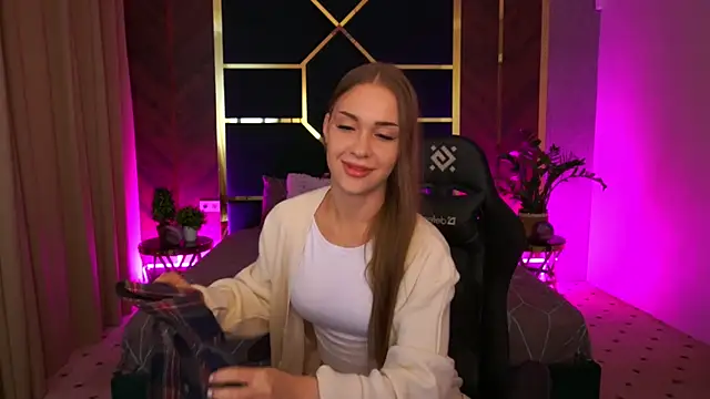 SweetAngellic online show from September 19, 1:21 pm