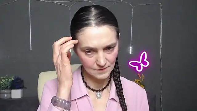 TayaFinch online show from February 24, 2:16 pm