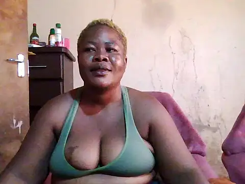 Bustyass93 online show from February 19, 9:09 am