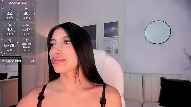 Tiffany Low online show from January 10, 1:49 pm