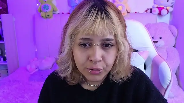 NekoWaifu online show from March 9, 1:58 pm