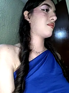 Emily-hottson online show from October 18, 7:11 am