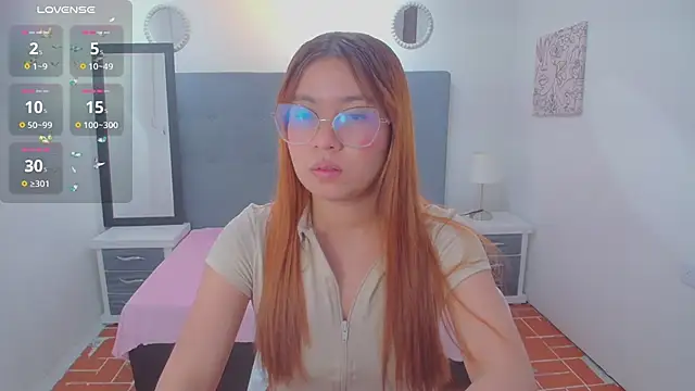 chaneelstark online show from April 21, 3:13 am