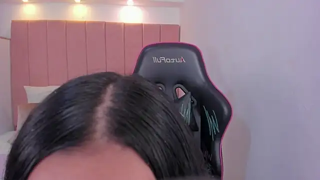 hanna jhonnes online show from September 23, 12:36 pm