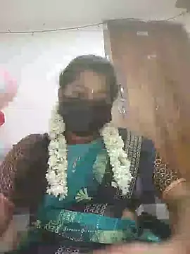 TAMIL AMMUKUTTYY online show from November 13, 6:40 pm