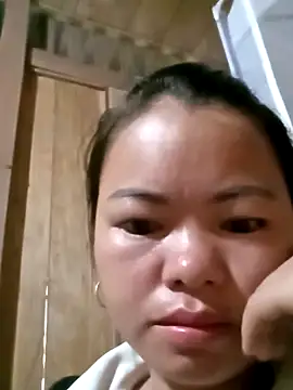 emly-xinh18 online show from September 22, 11:03 pm