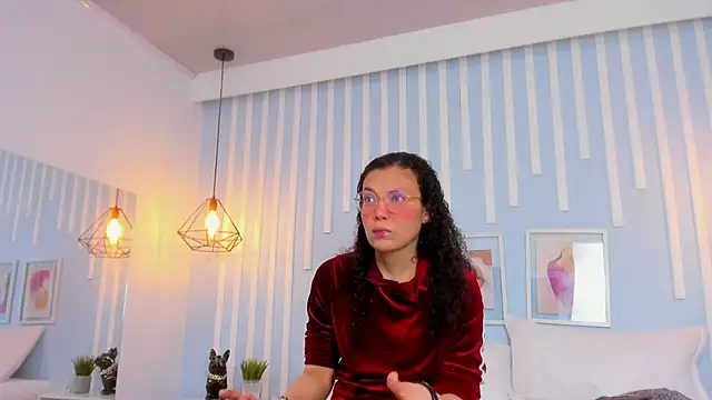 SweetStarr  online show from October 5, 1:49 pm