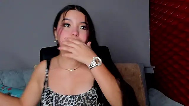 LunaWiill  online show from March 6, 3:23 am