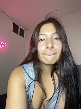 Karlee Grey1 online show from October 31, 4:36 am