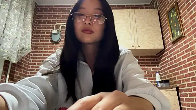 EmmaLeexth online show from September 28, 7:41 pm