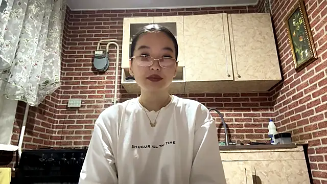 EmmaLeexth online show from October 2, 2:11 pm